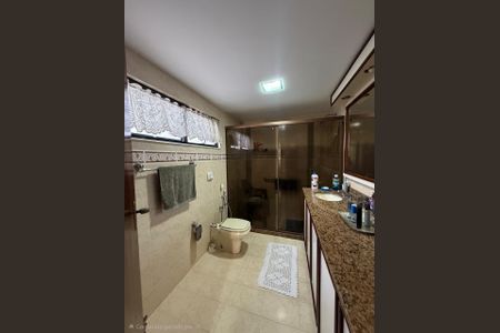 Apartamento à venda com 190m², 3 quartos e 3 vagas Apartamento à venda com 190m², 3 quartos e 3 vagasBanheiro