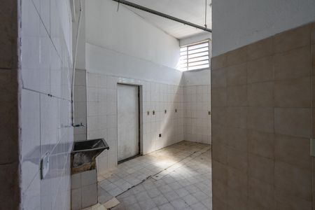 Casa para alugar com 200m², 1 quarto e 1 vaga