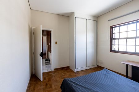 Casa para alugar com 200m², 1 quarto e 1 vaga