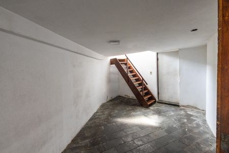 Casa para alugar com 200m², 1 quarto e 1 vaga