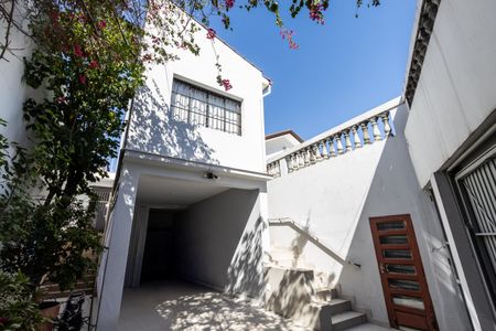 Casa para alugar com 200m², 1 quarto e 1 vaga