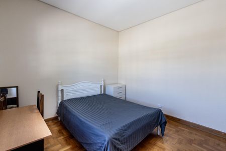 Casa para alugar com 200m², 1 quarto e 1 vaga