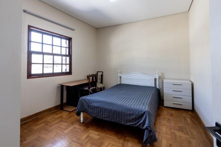 Casa para alugar com 200m², 1 quarto e 1 vaga