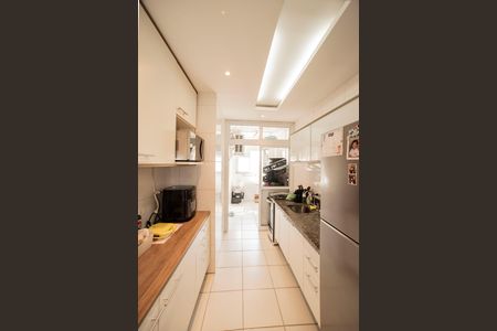 Apartamento à venda com 84m², 3 quartos e 2 vagasCozinha