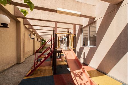 Apartamento à venda com 84m², 3 quartos e 2 vagasÁrea comum - Playground