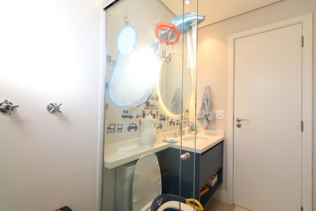 Apartamento à venda com 164m², 3 quartos e 3 vagasBanheiro da Suíte 1