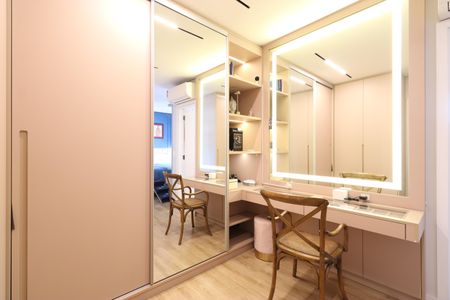 Apartamento à venda com 164m², 3 quartos e 3 vagasCloset