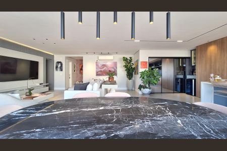 Apartamento à venda com 164m², 3 quartos e 3 vagasDetalhe