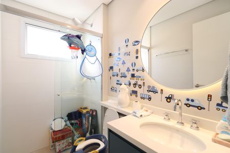 Apartamento à venda com 164m², 3 quartos e 3 vagasBanheiro da Suíte 1