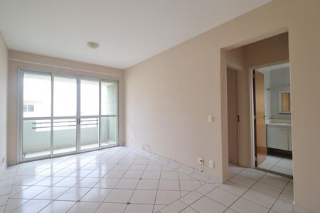 Sala de apartamento para alugar com 1 quarto, 55m² em Centro, Ribeirão Preto