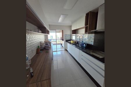 Apartamento à venda com 86m², 3 quartos e 2 vagas Apartamento à venda com 86m², 3 quartos e 2 vagasCozinha