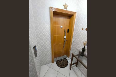 Apartamento à venda com 86m², 3 quartos e 2 vagas Apartamento à venda com 86m², 3 quartos e 2 vagasHall de entrada