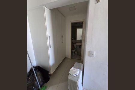 Apartamento à venda com 86m², 3 quartos e 2 vagas Apartamento à venda com 86m², 3 quartos e 2 vagasÁrea de serviço