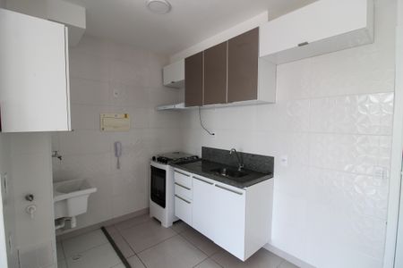 Cozinha de apartamento para alugar com 1 quarto, 31m² em Butantã, São Paulo