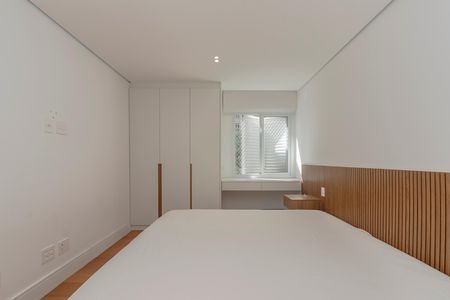Apartamento à venda com 108m², 2 quartos e 1 vaga Apartamento à venda com 108m², 2 quartos e 1 vagaSuíte