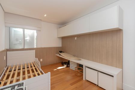 Apartamento à venda com 108m², 2 quartos e 1 vaga Apartamento à venda com 108m², 2 quartos e 1 vagaQuarto