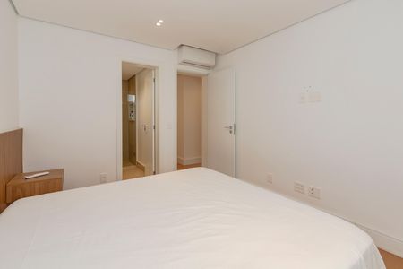 Apartamento à venda com 108m², 2 quartos e 1 vaga Apartamento à venda com 108m², 2 quartos e 1 vagaSuíte