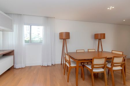 Apartamento à venda com 108m², 2 quartos e 1 vaga Apartamento à venda com 108m², 2 quartos e 1 vagaSala
