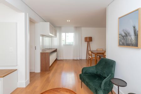 Apartamento à venda com 108m², 2 quartos e 1 vaga Apartamento à venda com 108m², 2 quartos e 1 vagaSala