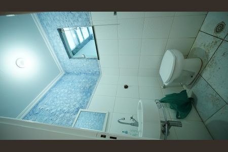 Casa à venda com 195m², 3 quartos e 4 vagasBanheiro Social