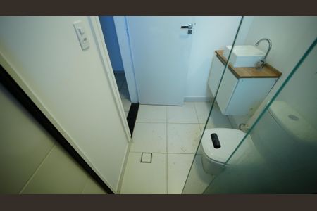Casa à venda com 195m², 3 quartos e 4 vagasBanheiro Social