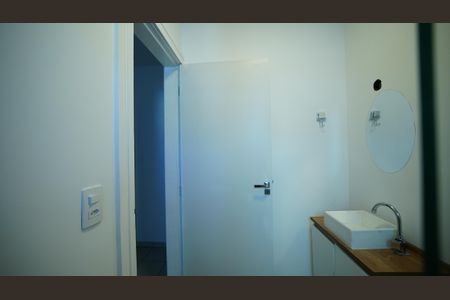 Casa à venda com 195m², 3 quartos e 4 vagasBanheiro Social