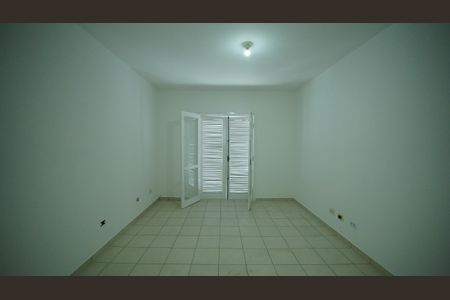 Casa à venda com 195m², 3 quartos e 4 vagasQuarto Suíte