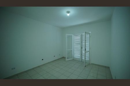 Casa à venda com 195m², 3 quartos e 4 vagasQuarto Suíte