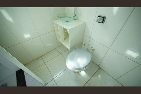 Casa à venda com 195m², 3 quartos e 4 vagasBanheiro da Suíte