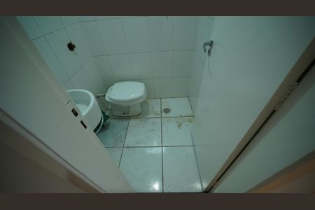 Casa à venda com 195m², 3 quartos e 4 vagasBanheiro Social
