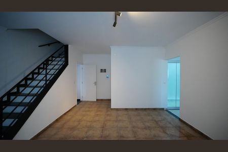 Casa à venda com 195m², 3 quartos e 4 vagasSala