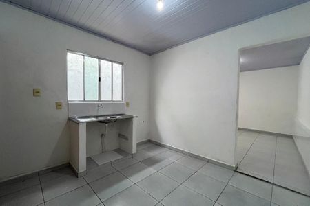 Cozinha de casa para alugar com 1 quarto, 30m² em Vila Vera, São Paulo