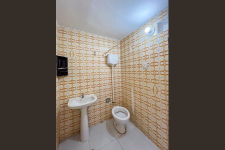Banheiro de casa para alugar com 1 quarto, 30m² em Vila Vera, São Paulo
