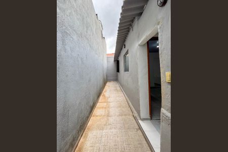 Casa para alugar com 30m², 1 quarto e sem vagaQuintal