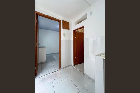 Casa para alugar com 30m², 1 quarto e sem vagaÁrea de Serviço