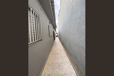 Casa para alugar com 30m², 1 quarto e sem vagaCorredor