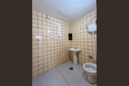 Banheiro de casa para alugar com 1 quarto, 30m² em Vila Vera, São Paulo