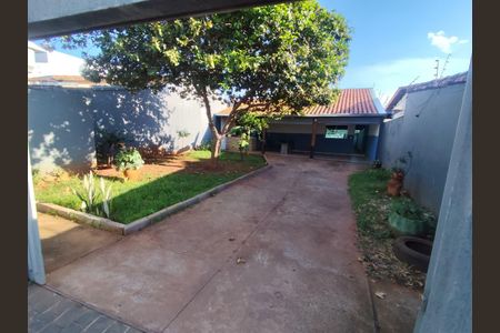 Casa para alugar com 200m², 2 quartos e 5 vagasÁrea externa