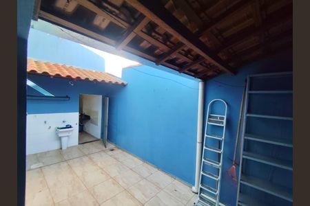 Casa para alugar com 200m², 2 quartos e 5 vagasÁrea de serviço