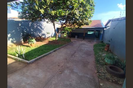 Casa para alugar com 200m², 2 quartos e 5 vagasÁrea externa