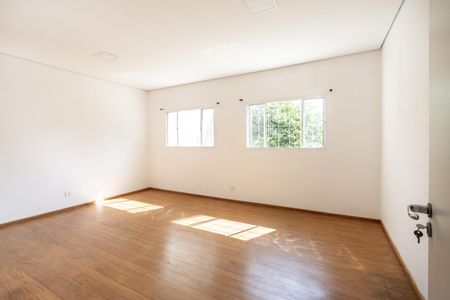 Casa para alugar com 300m², 3 quartos e sem vagaQuarto 1