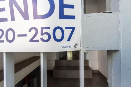 Casa para alugar com 300m², 3 quartos e sem vagaCCLO-30