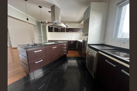 Casa de condomínio para alugar com 600m², 5 quartos e 6 vagasCozinha