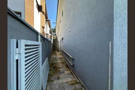 Casa de condomínio para alugar com 600m², 5 quartos e 6 vagasQuintal
