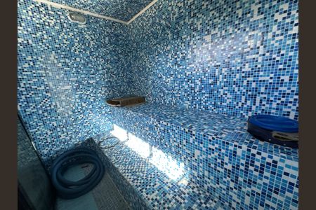 Casa de condomínio para alugar com 600m², 5 quartos e 6 vagasSaúna