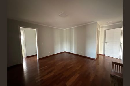 Casa de condomínio para alugar com 600m², 5 quartos e 6 vagasSuíte 3