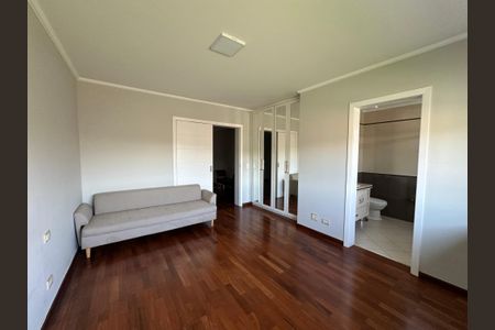 Casa de condomínio para alugar com 600m², 5 quartos e 6 vagasSuíte 3