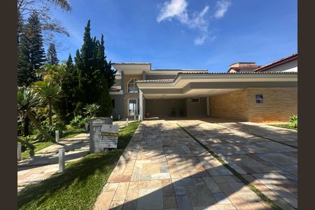 Casa de condomínio para alugar com 600m², 5 quartos e 6 vagasGaragem