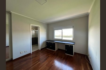 Casa de condomínio para alugar com 600m², 5 quartos e 6 vagasSuíte 3