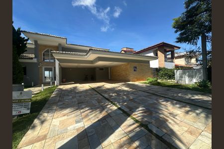 Casa de condomínio para alugar com 600m², 5 quartos e 6 vagasGaragem